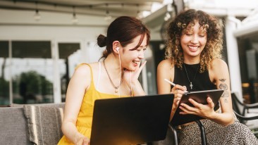 โปรโมชั่นประกันสะสมทรัพย์ พรูอีซี่ เซฟเวอร์ 10/4